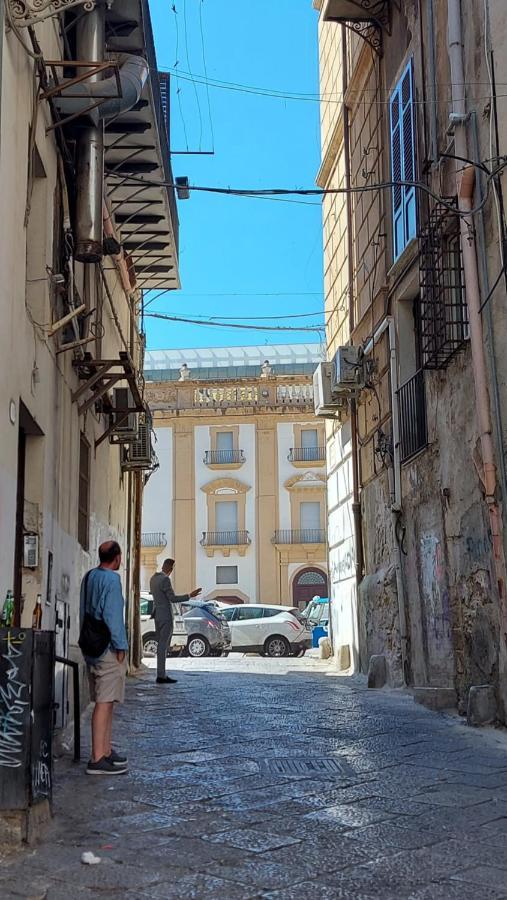 Appartamento In Pieno Centro I Mori E Le Dame Palermo Buitenkant foto
