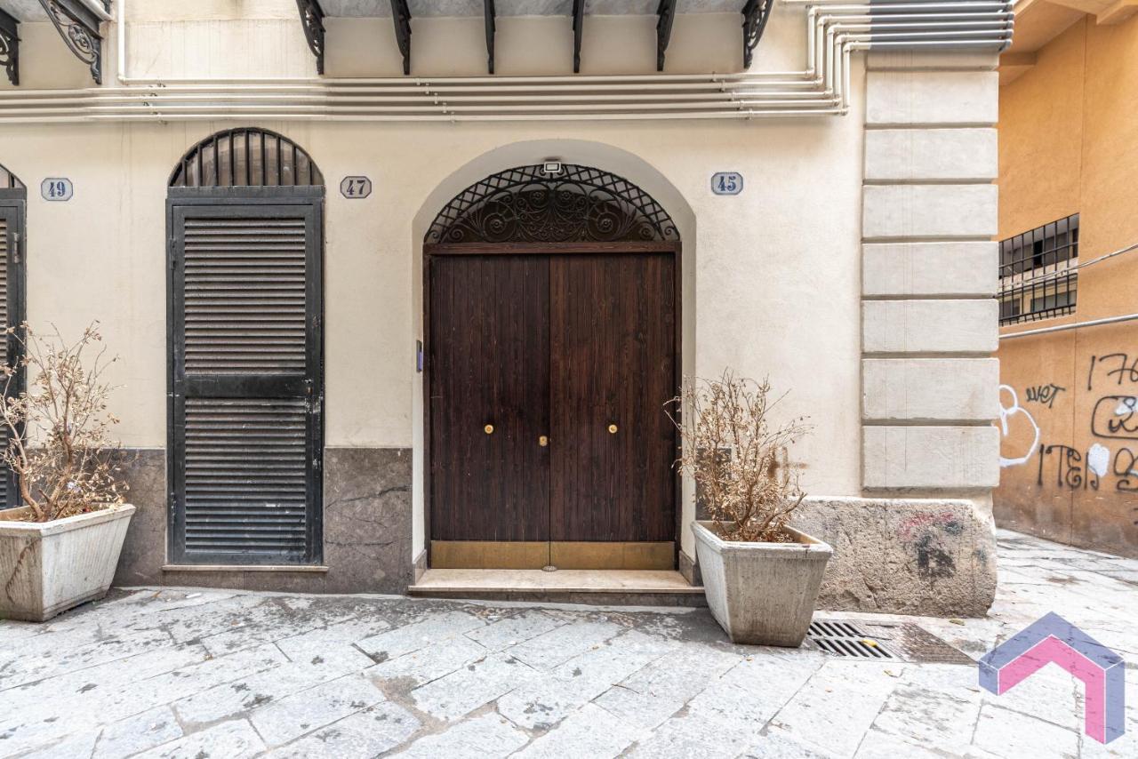 Appartamento In Pieno Centro I Mori E Le Dame Palermo Buitenkant foto