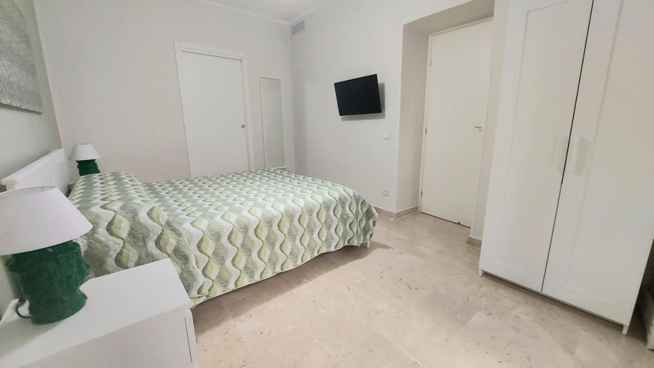 Appartamento In Pieno Centro I Mori E Le Dame Palermo Buitenkant foto